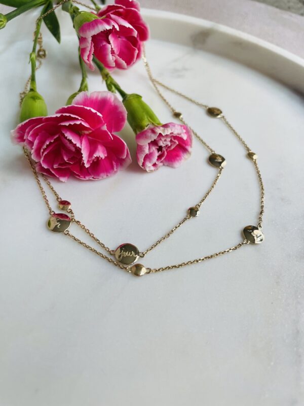 COLLIER PERSONNALISE UN JOUR A LA FOIS